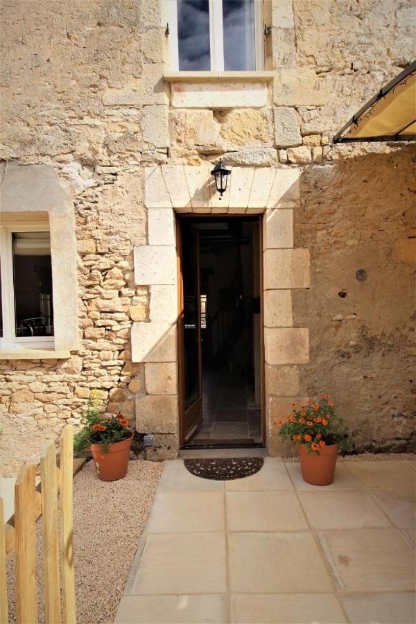 Joli Gite Pour 5 Personnes : Chez Cherrie Saint-Julien-de-Lampon Buitenkant foto